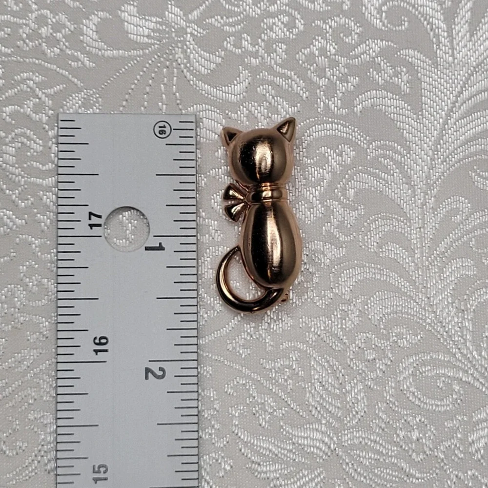 Rose‎ Gold Cat Brooch Pin Sitting Kitty Cute Sweet Classic Minimalist Gift